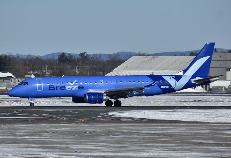 Photo of N108BZ - Breeze Airways Embraer E190 at BDL on AeroXplorer Aviation Database