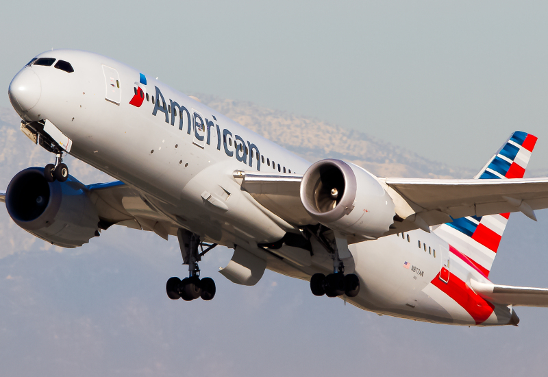 Photo of N817AN - American Airlines Boeing 787-8 at LAX on AeroXplorer Aviation Database