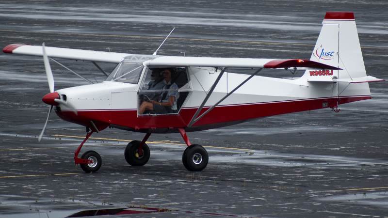 Photo of N965RJ - PRIVATE Roger D Carstens Just Highlander at FCI on AeroXplorer Aviation Database