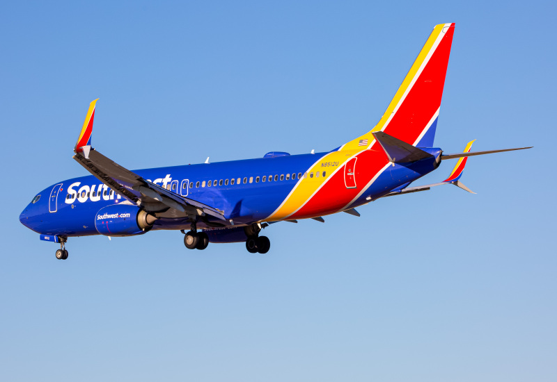 Photo of N8512U - Southwest Airlines Boeing 737-800 at BWI on AeroXplorer Aviation Database