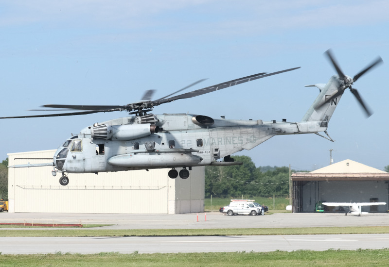 Photo of 161394 - US Marine Corps Sikorsky CH-53E Super Stallion at THV on AeroXplorer Aviation Database