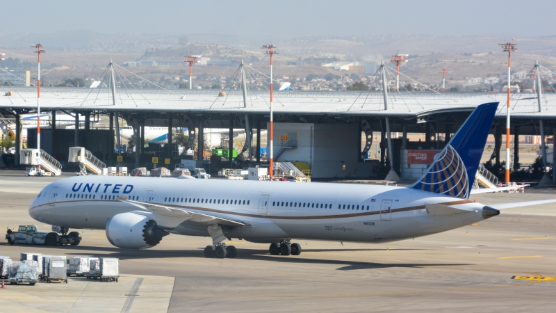 Photo of NI6008 - United Airlines Boeing 787-10 at TLV on AeroXplorer Aviation Database