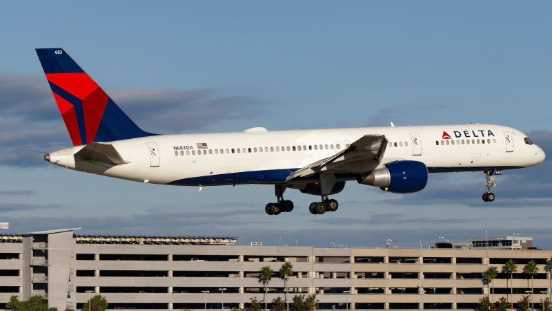 Photo of N683DA - Delta Airlines Boeing 757-200 at TPA on AeroXplorer Aviation Database