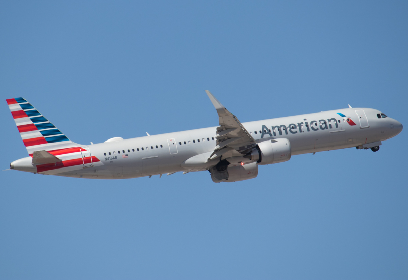 Photo of N416AN - American Airlines Airbus A321NEO at PHX on AeroXplorer Aviation Database