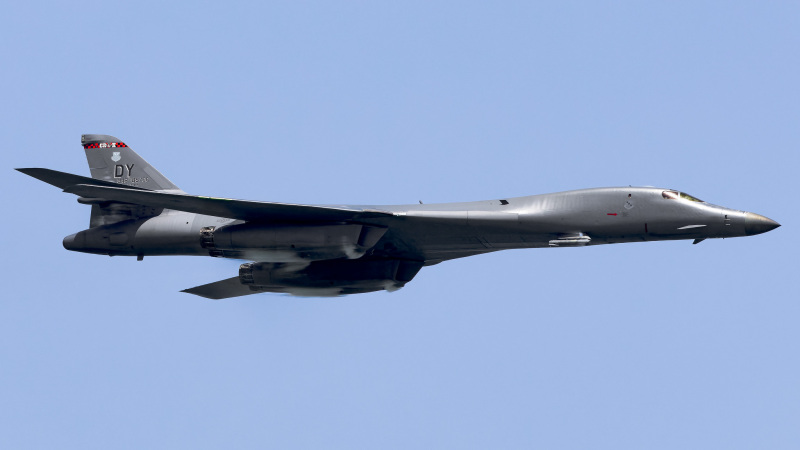 Photo of 86-0140 - USAF - United States Air Force Rockwell B-1B Lancer at MIA on AeroXplorer Aviation Database