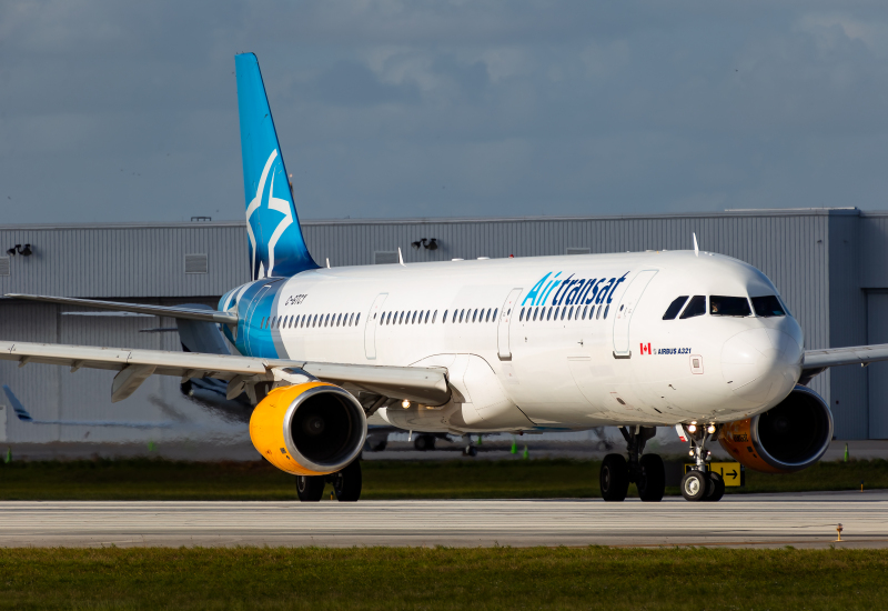 Photo of C-GTCY - Air Transat Airbus A321-200 at FLL on AeroXplorer Aviation Database