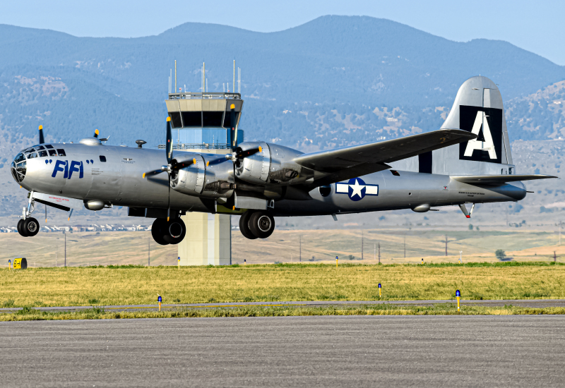 Photo of N529B - PRIVATE Boeing B-29 Superfortress at BJC on AeroXplorer Aviation Database