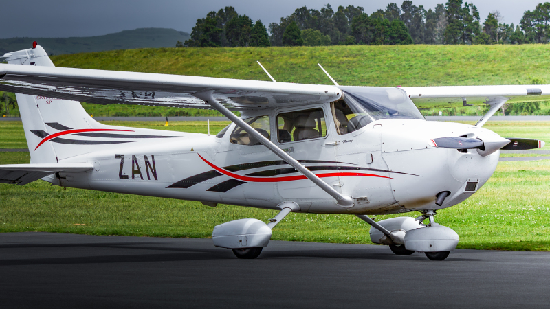 Photo of ZK-ZAN - Tauranga Aero Club Cessna 172 at TRG on AeroXplorer Aviation Database