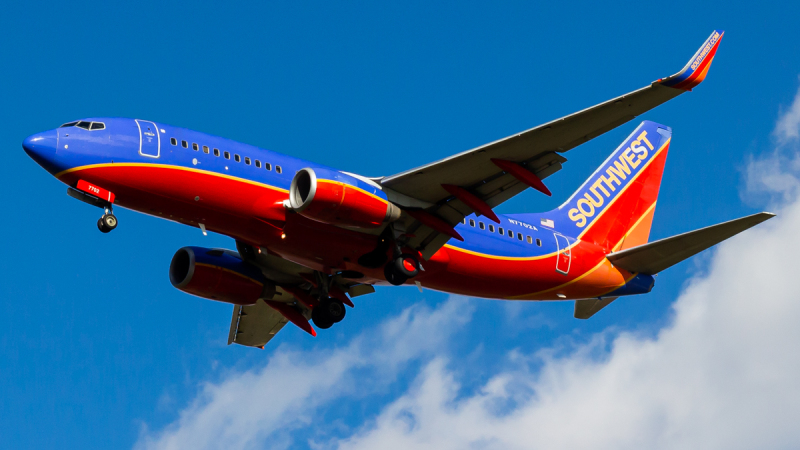 Photo of N7702A - Southwest Airlines Boeing 737-700 at CVG on AeroXplorer Aviation Database