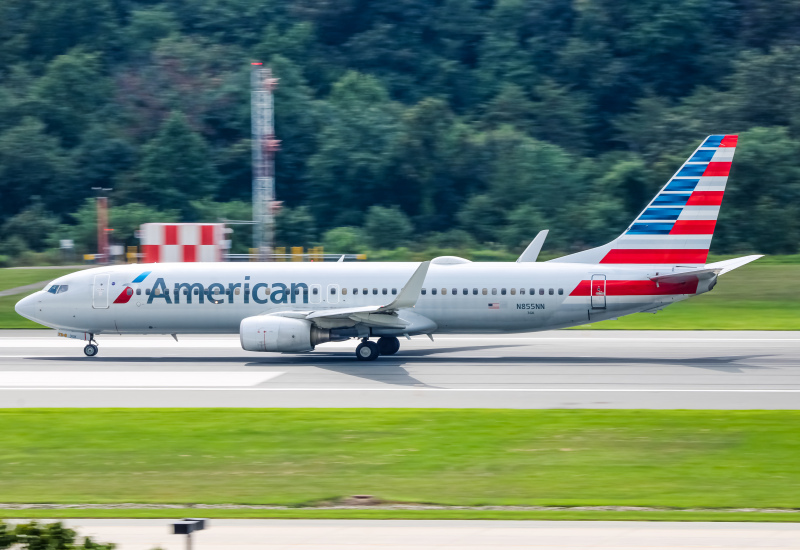 Photo of N855NN - American Airlines Boeing 737-800 at BWI on AeroXplorer Aviation Database