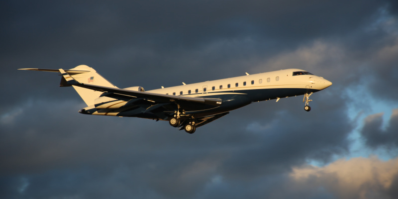 Photo of N60XC - PRIVATE Bombardier Global 6000 at TEB on AeroXplorer Aviation Database