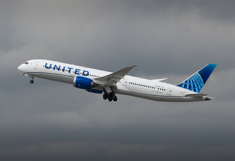 Photo of N23983 - United Airlines Boeing 787-9 at LAX on AeroXplorer Aviation Database