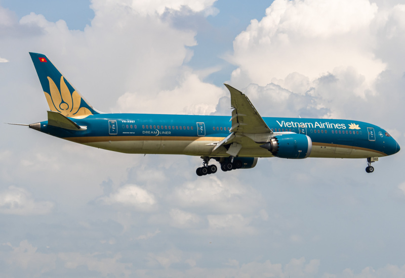 Photo of VN-A867 - Vietnam Airlines Boeing 787-9 at SGN on AeroXplorer Aviation Database