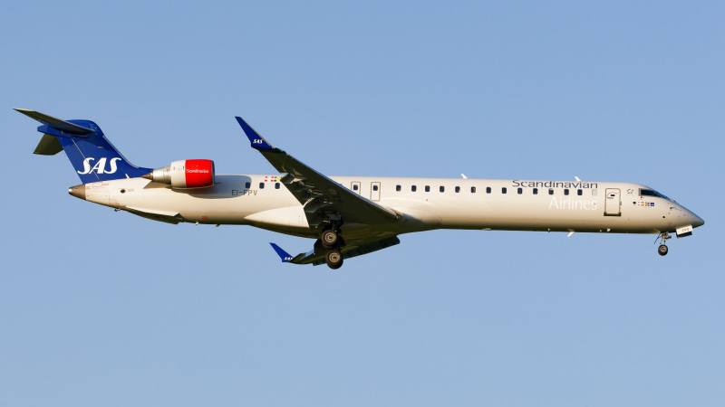 Photo of EI-FPV - Scandinavian Airlines (CityJet) Bombardier CRJ-900LR at ZRH on AeroXplorer Aviation Database