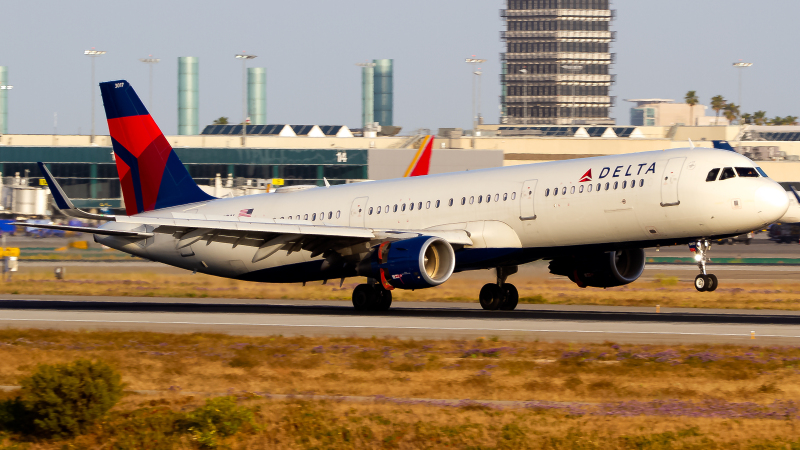 Photo of N317DN - Delta Airlines Airbus A321-200 at LAX on AeroXplorer Aviation Database