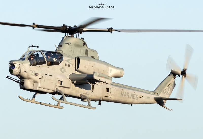 Photo of 169826 - US Marines Bell AH-1Z Viper at RDG on AeroXplorer Aviation Database