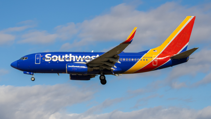 Photo of N765SW - Southwest Airlines Boeing 737-700 at BWI on AeroXplorer Aviation Database