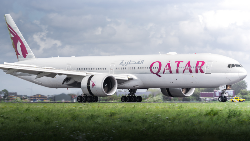 Photo of A7-BAQ - Qatar Airways Boeing 777-300ER at AMS on AeroXplorer Aviation Database