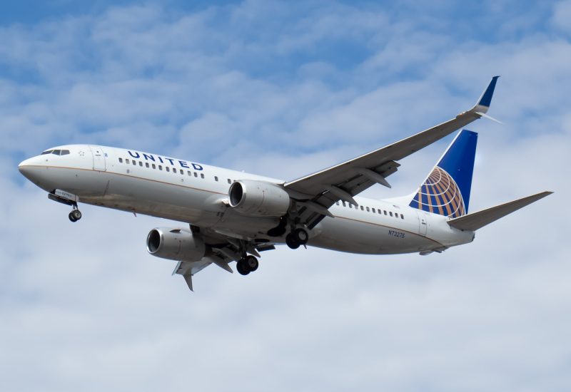 Photo of N73275 - United Airlines Boeing 737-800 at EWR on AeroXplorer Aviation Database