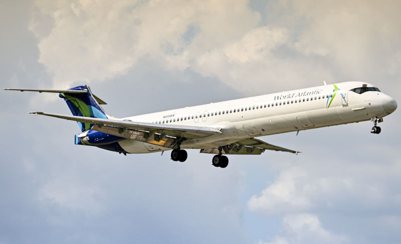 Photo of N805WA - World Atlantic Airlines McDonnell Douglas MD-83 at MIA on AeroXplorer Aviation Database