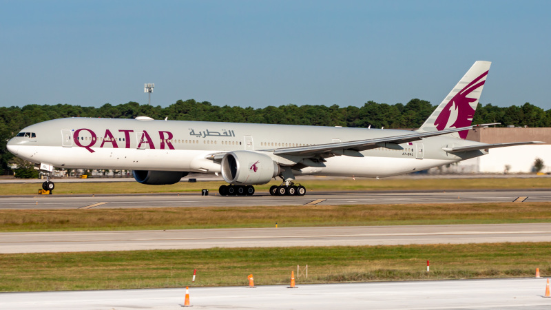 Photo of A7-BAL - Qatar Airways Boeing 777-300ER at IAH on AeroXplorer Aviation Database