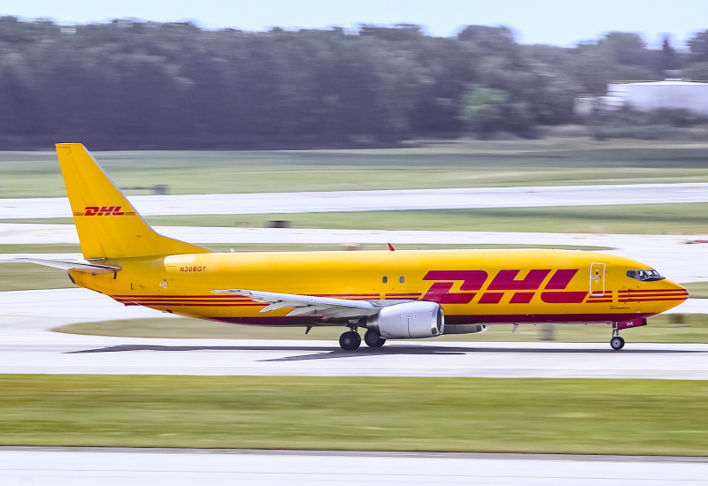 Photo of N306GT - DHL Boeing 737-400 at MKE on AeroXplorer Aviation Database