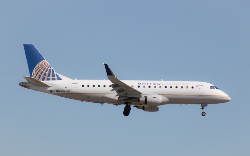 Photo of N148SY - SkyWest Airlines Embraer E175 at BOI on AeroXplorer Aviation Database