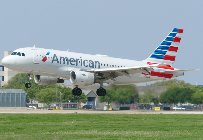 Photo of N732US - American Airlines Airbus A319 at AUS on AeroXplorer Aviation Database