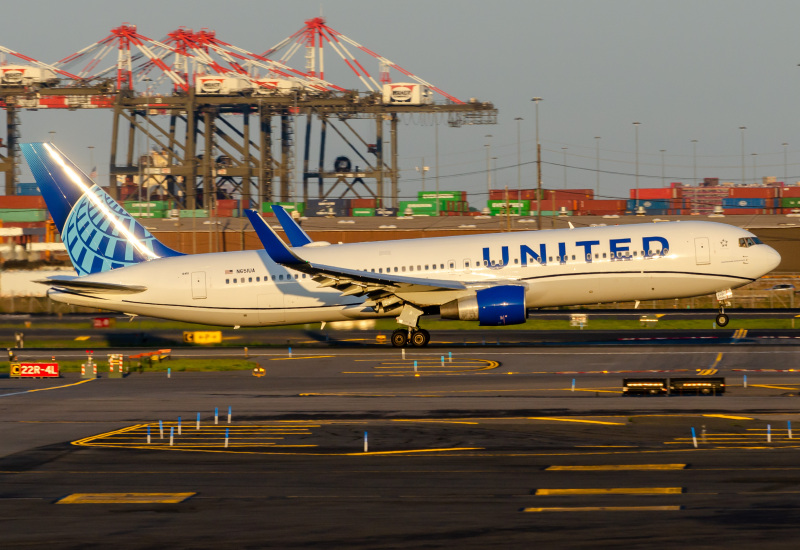 Photo of N651UA - United Airlines Boeing 767-300ER at EWR on AeroXplorer Aviation Database