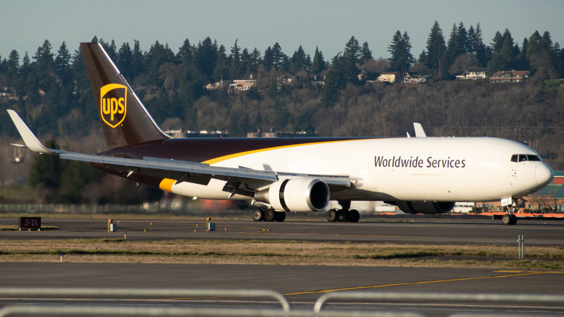 Photo of N301UP - United Parcel Service Boeing 767-300F at PDX on AeroXplorer Aviation Database