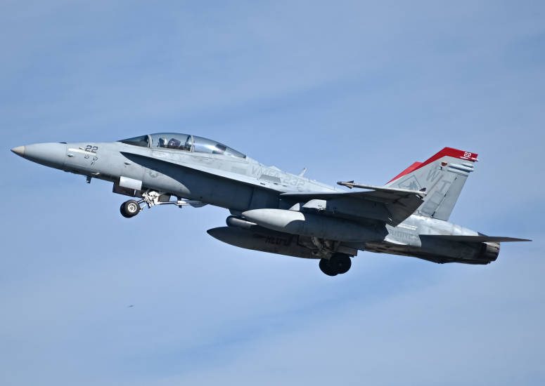 Photo of 164688 - USMC - United States Marine Corp McDonnel Douglas F/A-18 Hornet at SDM on AeroXplorer Aviation Database