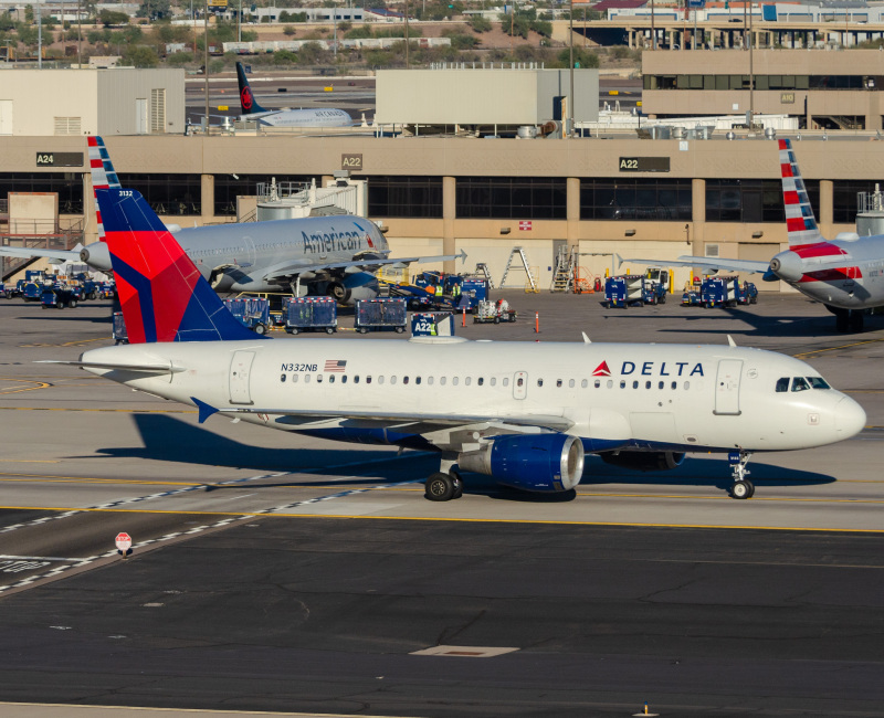 Photo of N332NB - Delta Airlines Airbus A319 at PHX on AeroXplorer Aviation Database
