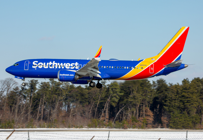 Photo of N8800L - Southwest Airlines Boeing 737 MAX 8 at BWi on AeroXplorer Aviation Database
