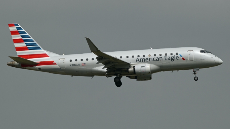 Photo of N284JN - American Eagle Embraer E175 at DFW on AeroXplorer Aviation Database