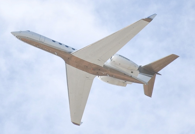Photo of N500RH - PRIVATE Gulfstream G550 at CSL on AeroXplorer Aviation Database
