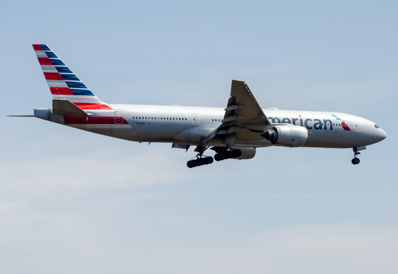 Photo of N755AN - American Airlines Boeing 777-200ER at JFK on AeroXplorer Aviation Database