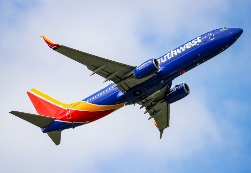 Photo of N8583Z - Southwest Airlines Boeing 737-800 at BWI on AeroXplorer Aviation Database