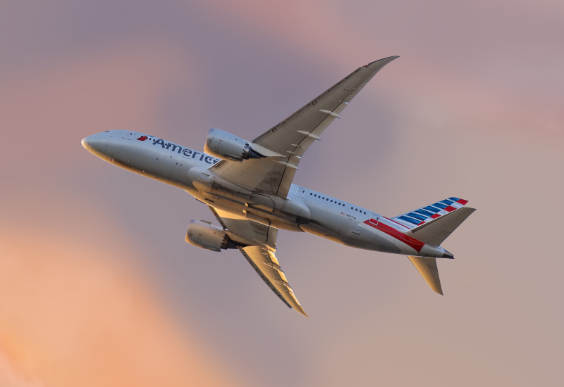 Photo of N807AA - American Airlines Boeing 787-8 at PHL on AeroXplorer Aviation Database