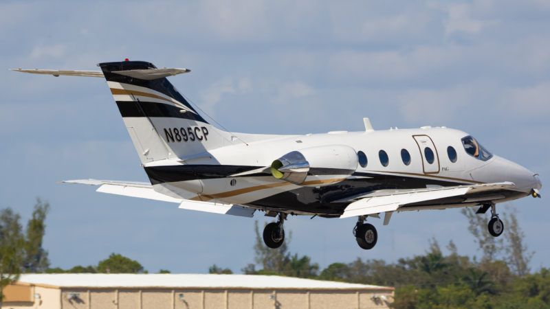 Photo of N895CP - PRIVATE Beechcraft 400A at APF on AeroXplorer Aviation Database