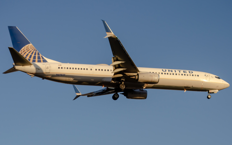 Photo of N69829 - United Airlines Boeing 737-900ER at EWR on AeroXplorer Aviation Database
