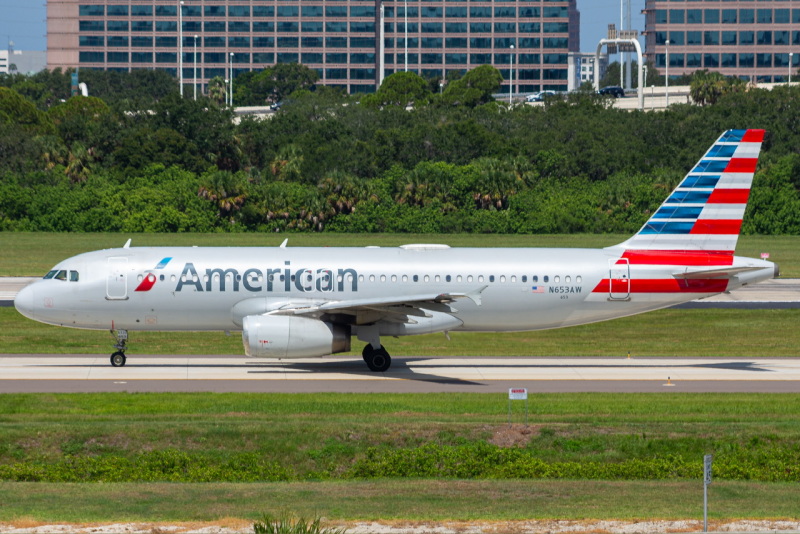 Photo of N653AW - American Airlines Airbus A320 at TPA on AeroXplorer Aviation Database
