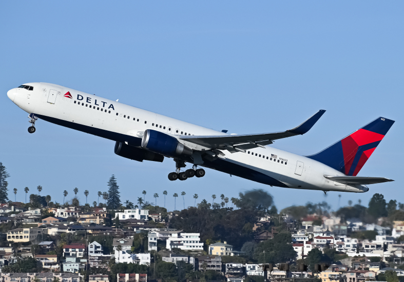 Photo of N1602 - Delta Airlines Boeing 767-300ER at SAN on AeroXplorer Aviation Database