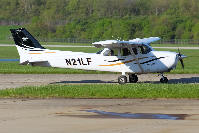 Photo of N21LF - Lunken Flight Training Center Cessna 172 at LUK on AeroXplorer Aviation Database