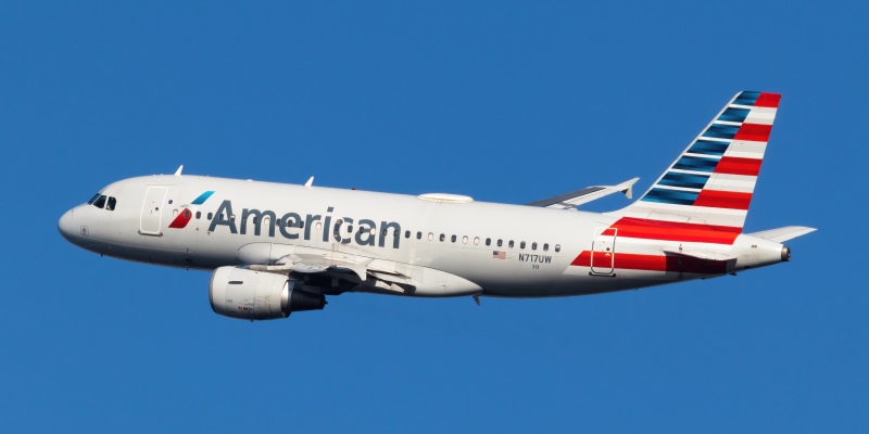 Photo of N717UW - American Airlines Airbus A319 at DCA on AeroXplorer Aviation Database