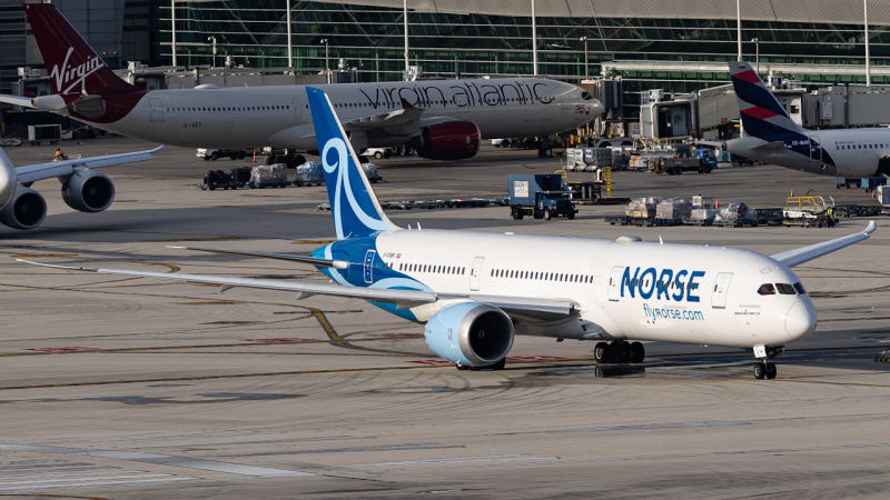 Photo of G-CKWP - Norse Airways Boeing 787-9 at MIA on AeroXplorer Aviation Database