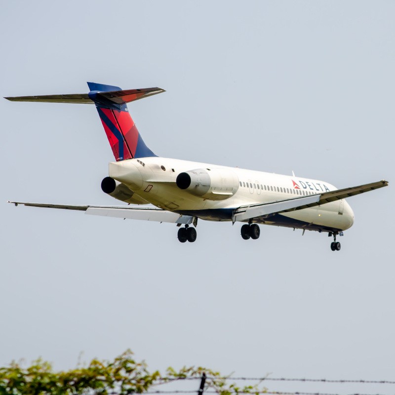 Photo of N952AT - Delta Airlines Boeing 717-200 at PHL on AeroXplorer Aviation Database