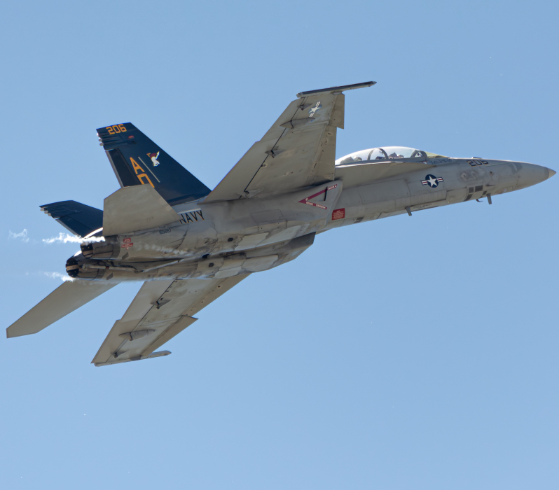 Photo of 165887 - US Navy Boeing F/A-18E/F Super Hornet at LCK on AeroXplorer Aviation Database