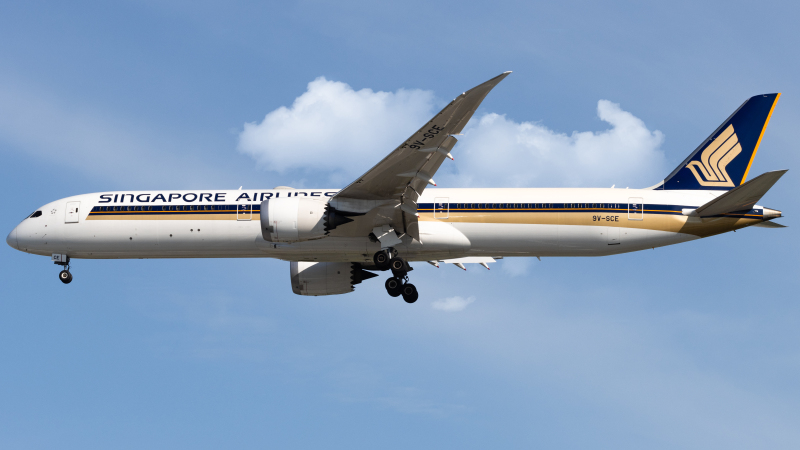 Photo of 9V-SCE - Singapore Airlines Boeing 787-10 at SIN on AeroXplorer Aviation Database