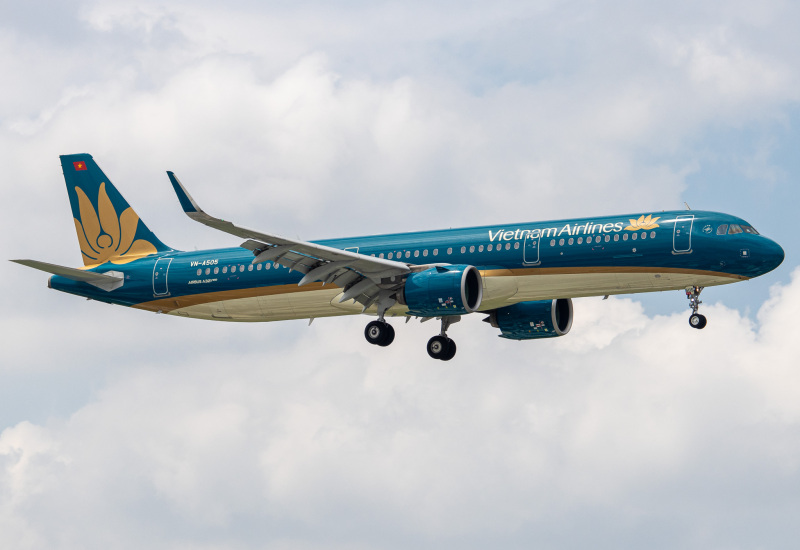 Photo of VN-A505 - Vietnam Airlines Airbus A321NEO at SGN on AeroXplorer Aviation Database