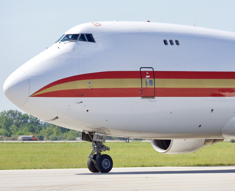 Photo of N706CK - Kalitta Air  Boeing 747-400F at LCK on AeroXplorer Aviation Database